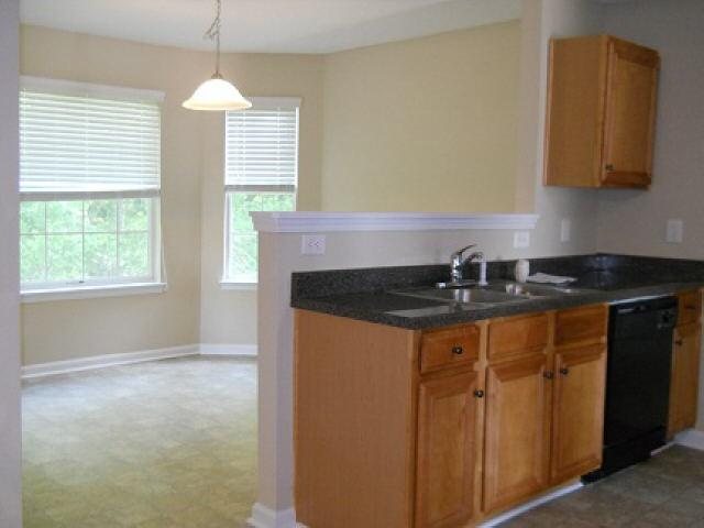 345 Othello Dr, Hampton, GA 30228 photo 5