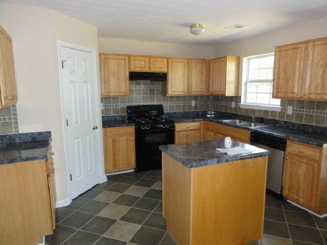 115 Timberlake Ter, Covington, GA 30016 photo 6