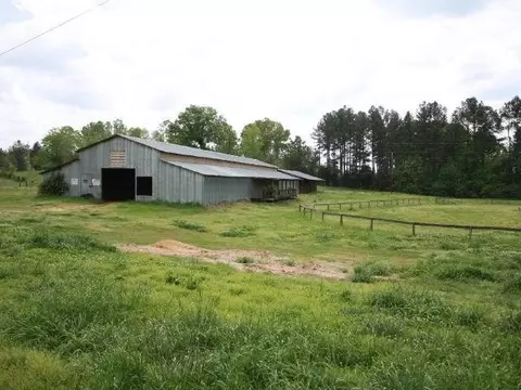 619 69th Ave SW, Lanett, AL 36863 photo 2