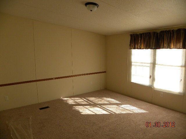 186 Howard Rd, Barnesville, GA 30204 photo 8