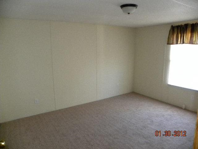186 Howard Rd, Barnesville, GA 30204 photo 12