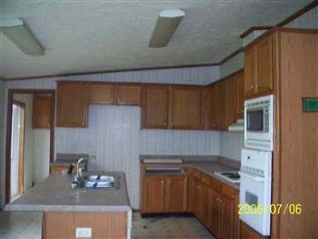 107 Emerald Blvd, Byron, GA 31008 photo 4