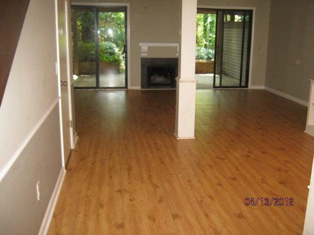 47 Willowick Ct, Lithonia, GA 30038 photo 4
