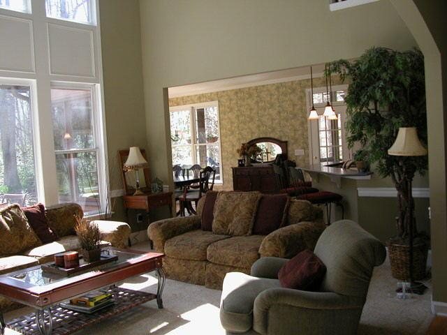 1020 Riverhaven Dr, Suwanee, GA 30024 photo 3