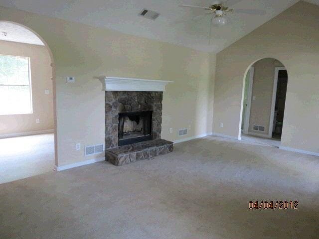 524 Arcadia Ct, Monroe, GA 30656 photo 5