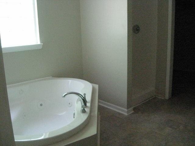 827 Colquitt St, Lagrange, GA 30241 photo 5