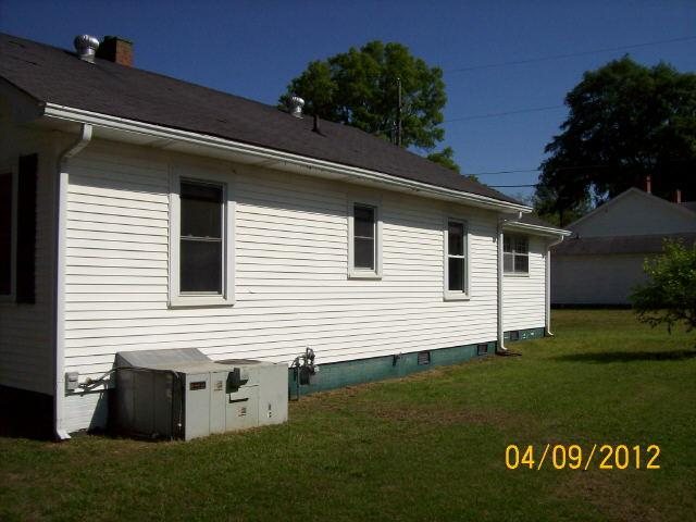 4 S 3rd St, Lindale, GA 30147 photo 15