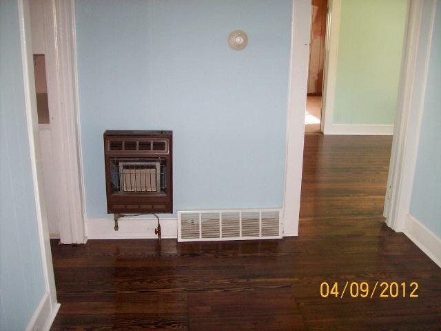 4 S 3rd St, Lindale, GA 30147 photo 6