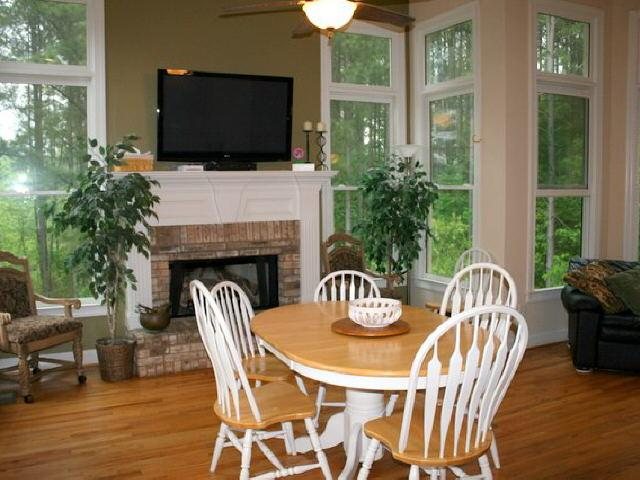 2066 Harmony Dr, Canton, GA 30114 photo 3