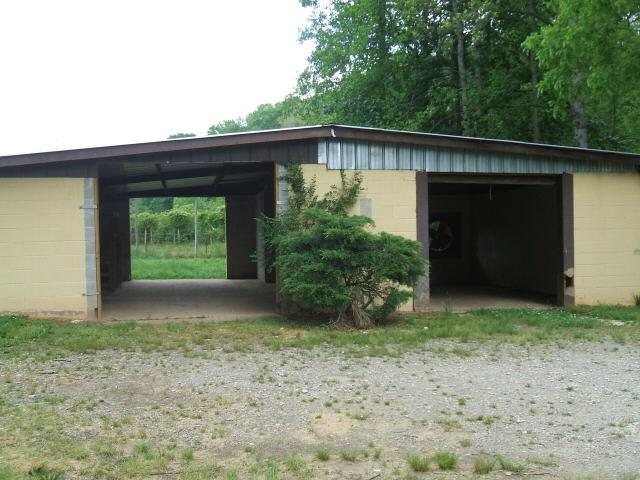 706 Pineview Rd, Toccoa, GA 30577 photo 4