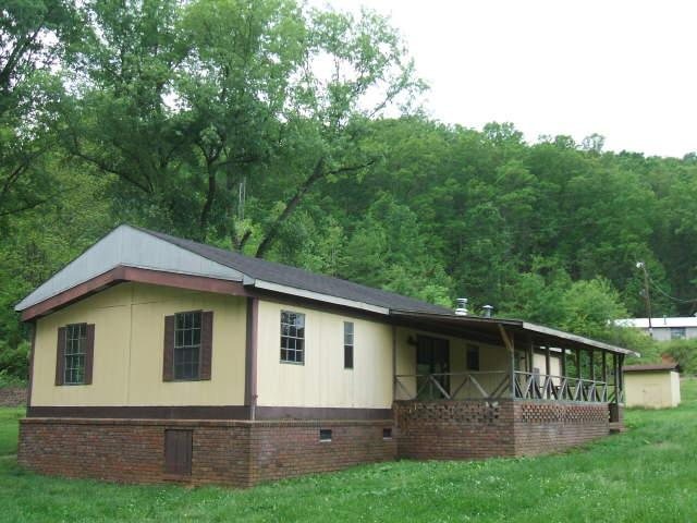 706 Pineview Rd, Toccoa, GA 30577 photo 1