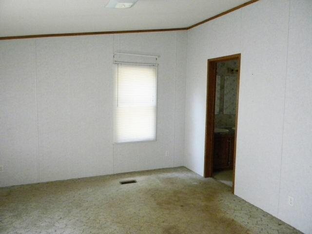 273 Robert Taylor Rd, Lagrange, GA 30240 photo 4