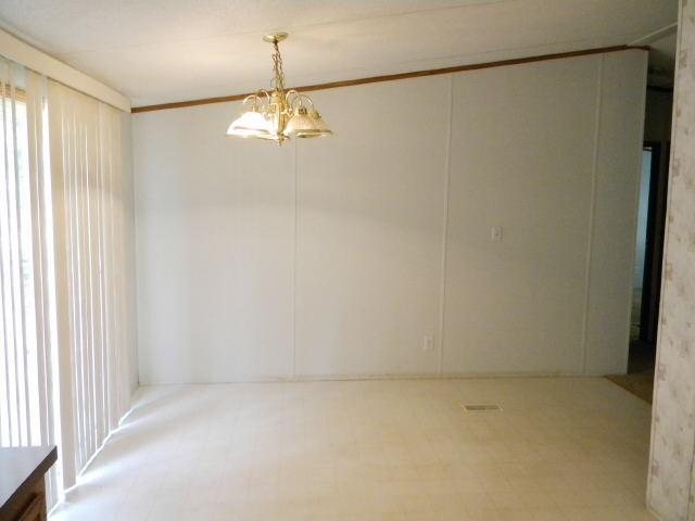 273 Robert Taylor Rd, Lagrange, GA 30240 photo 9