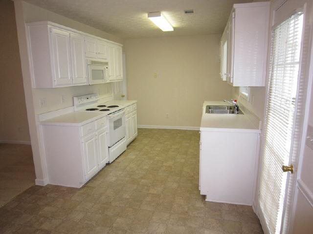 176 Regency Dr, Bethlehem, GA 30620 photo 7