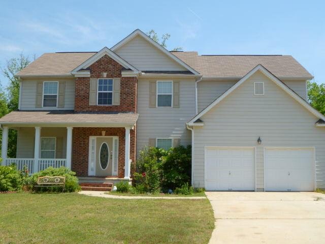 1208 Pendley Pt, Hampton, GA 30228 photo 1