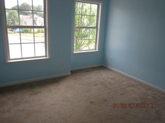 6787 Oakleigh Ct, Rex, GA 30273 photo 9