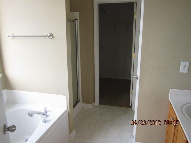 6787 Oakleigh Ct, Rex, GA 30273 photo 6