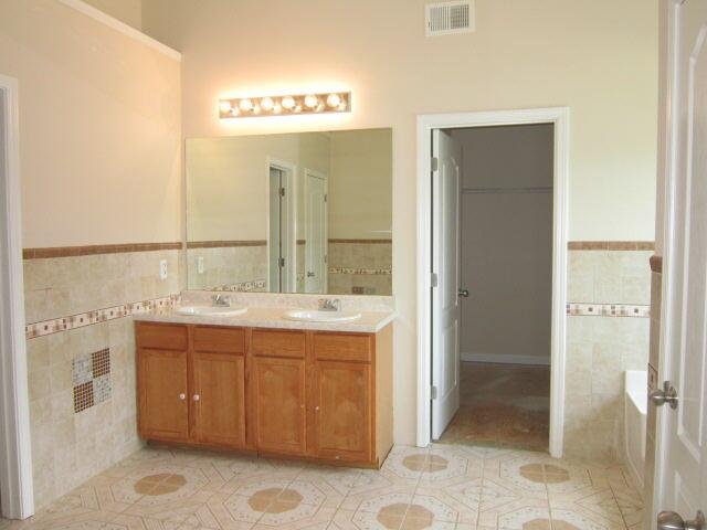 1111 Oak Hollow Ct, Hampton, GA 30228 photo 8
