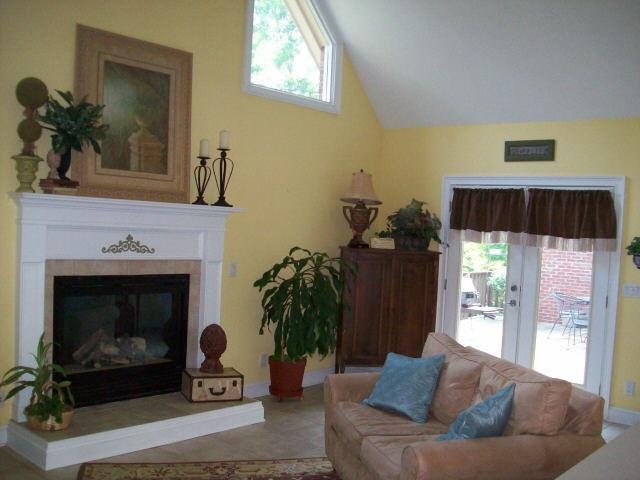 895 Streamside Dr, Mcdonough, GA 30252 photo 11