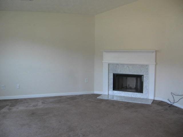 121 Post Oak Dr, Jackson, GA 30233 photo 2