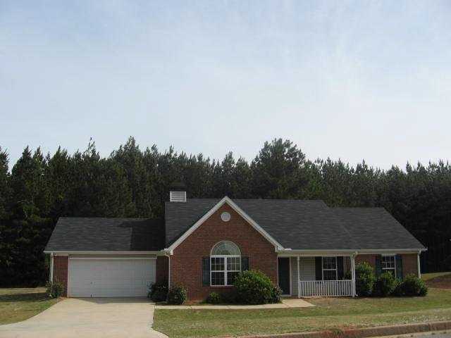 121 Post Oak Dr, Jackson, GA 30233 photo 1