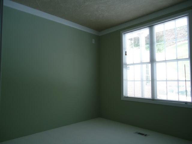203 Boston Dr, Lagrange, GA 30241 photo 11
