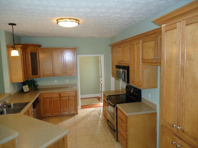 203 Boston Dr, Lagrange, GA 30241 photo 5