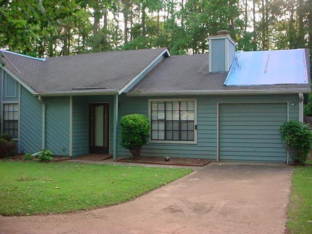 5602 Phillips Dr, Morrow, GA 30260 photo 1