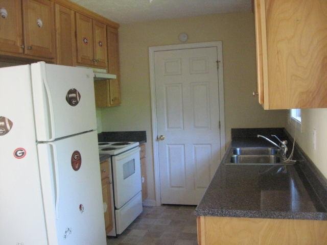 906 Park Ave, Lagrange, GA 30240 photo 3