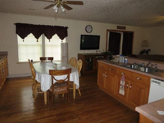 339 Davis Loop Rd, Rome, GA 30161 photo 3