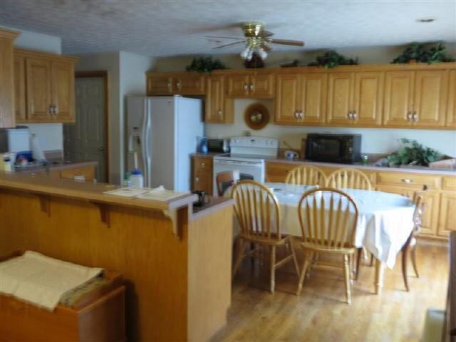 339 Davis Loop Rd, Rome, GA 30161 photo 2
