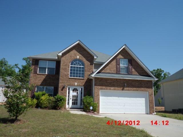 405 Othello Dr, Hampton, GA 30228 photo 1