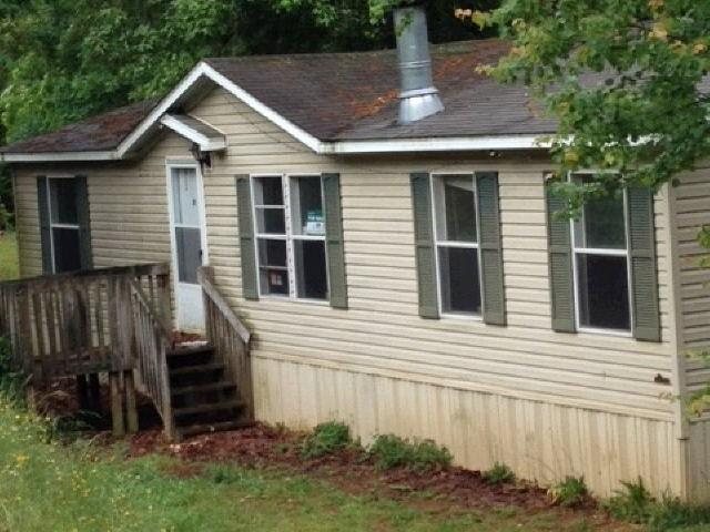 381 Pine Wood Ln, Cornelia, GA 30531 photo 1