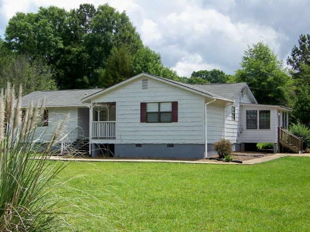 218 Almond Rd, Lagrange, GA 30240 photo 9