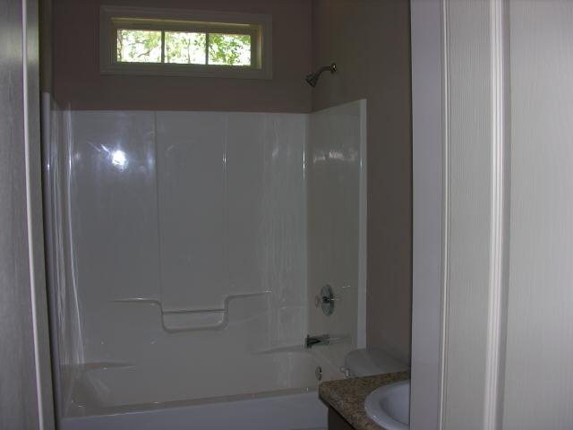 115 Red Oak Dr, Barnesville, GA 30204 photo 13