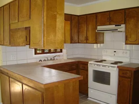 1004 N 17th St, Lanett, AL 36863 photo 4