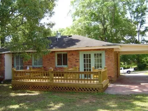 1004 N 17th St, Lanett, AL 36863 photo 2