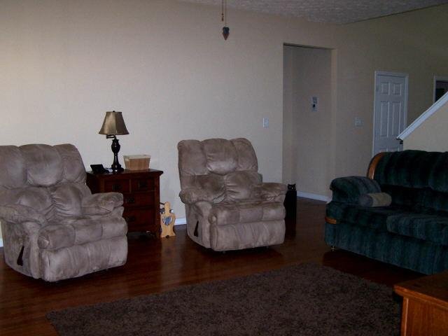 142 Cedar Ridge Dr, Lagrange, GA 30240 photo 4