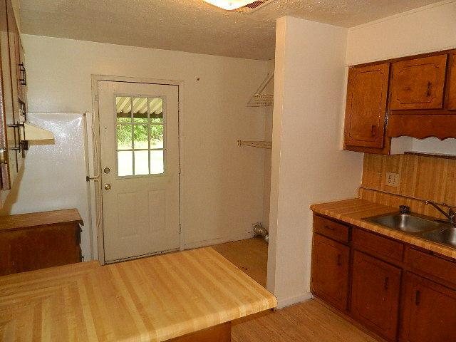 65 Plum Orchard Dr, Covington, GA 30016 photo 6