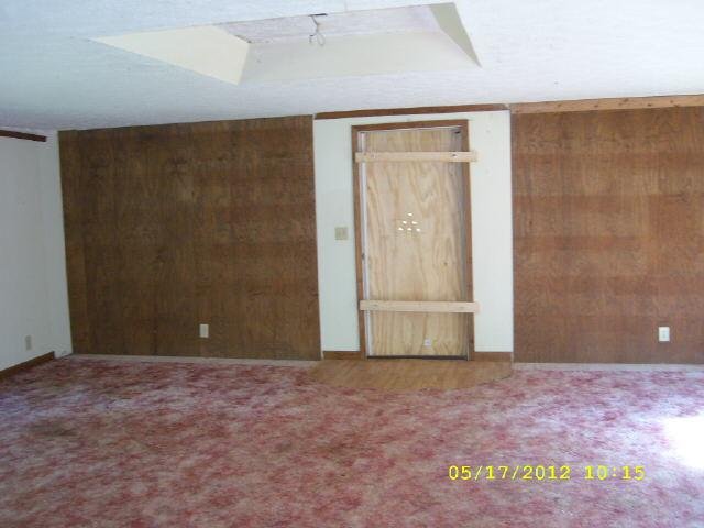 303 Robert Taylor Rd, Lagrange, GA 30240 photo 2