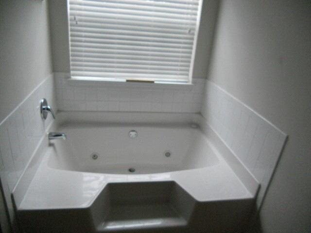 465 Barshay Dr, Covington, GA 30016 photo 11