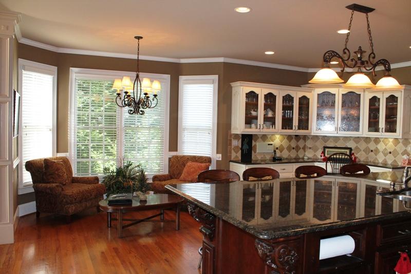 7615 Stratton Pt, Suwanee, GA 30024 photo 3