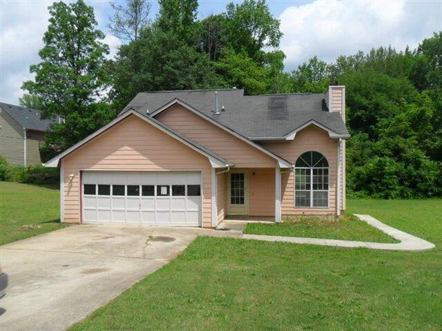 2892 Silver Maple Ct, Rex, GA 30273 photo 1