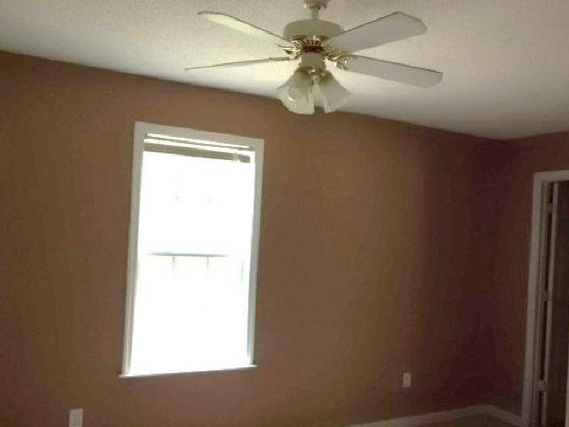 480 Old Griffin Rd, Hampton, GA 30228 photo 3