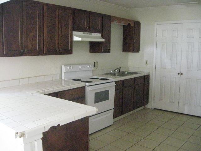609 Snelson St, Lagrange, GA 30241 photo 3