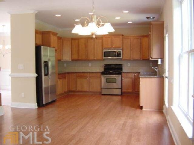 290 Chandler Bluff Ct, Grayson, GA 30017 photo 3