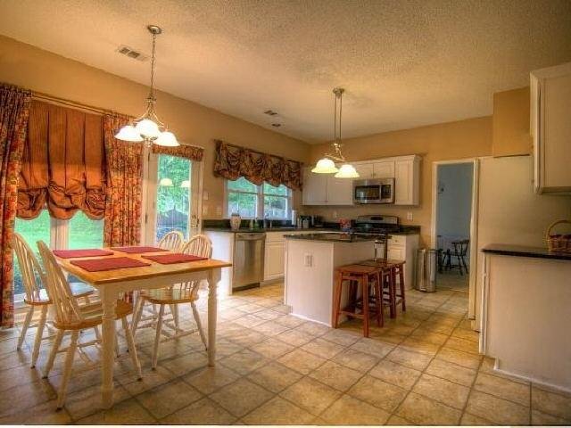 10770 Glenbarr Dr, Duluth, GA 30097 photo 6