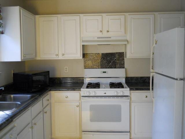 464 Gresham Dr, Stockbridge, GA 30281 photo 4
