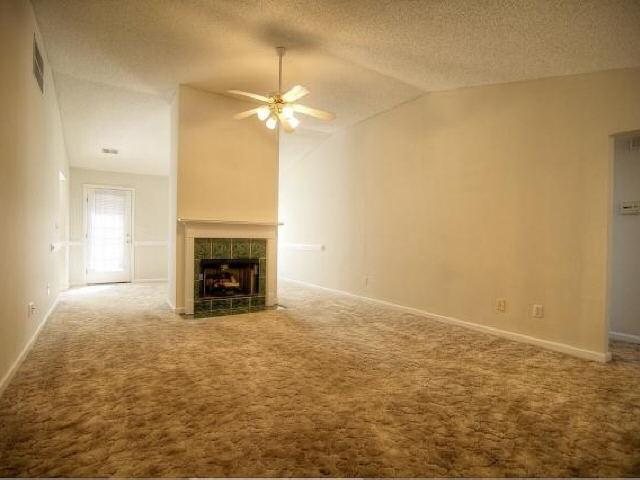 10900 Thrasher Rd, Hampton, GA 30228 photo 4