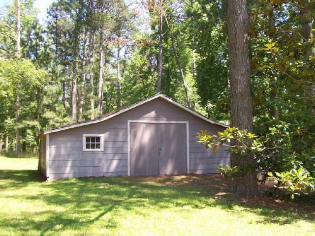 6631 W Point Rd, Lagrange, GA 30240 photo 2